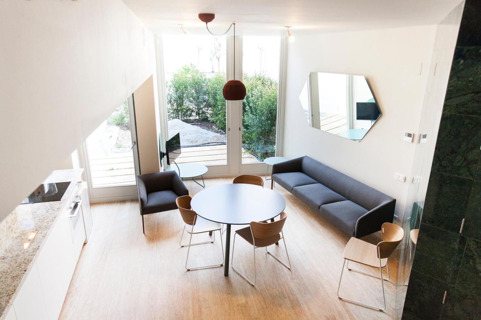 Aspasios City Oasis Apartments Barcelona Exterior photo
